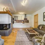 In Mittersill By Lift & Sauna 公寓