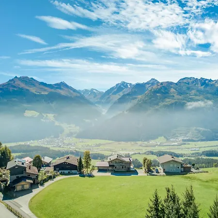 In Mittersill By Lift & Sauna *